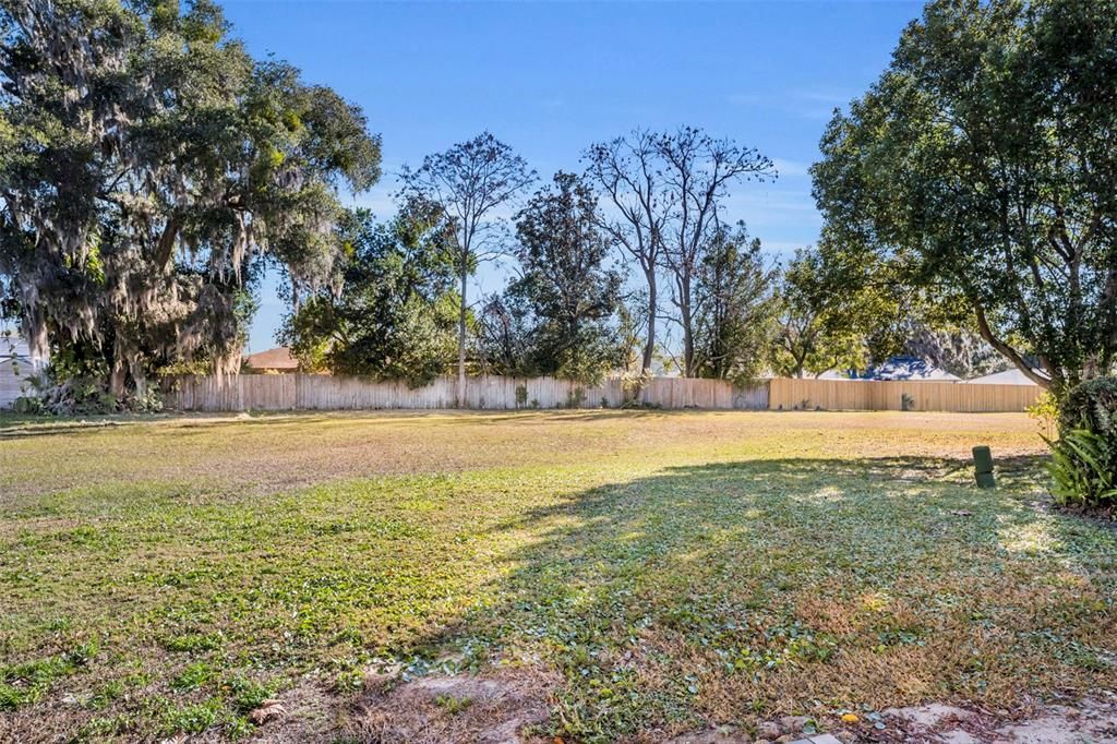 For Sale: $329,000 (4 beds, 3 baths, 2029 Square Feet)