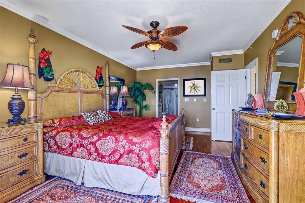 For Sale: $1,199,990 (3 beds, 2 baths, 1589 Square Feet)