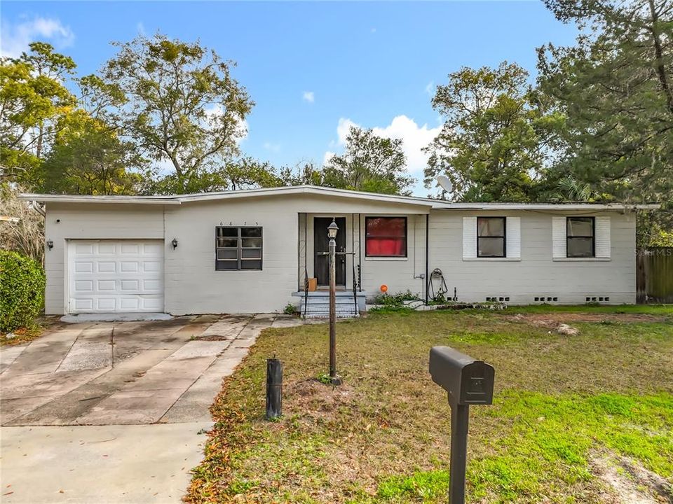 Active With Contract: $133,385 (4 beds, 2 baths, 1680 Square Feet)