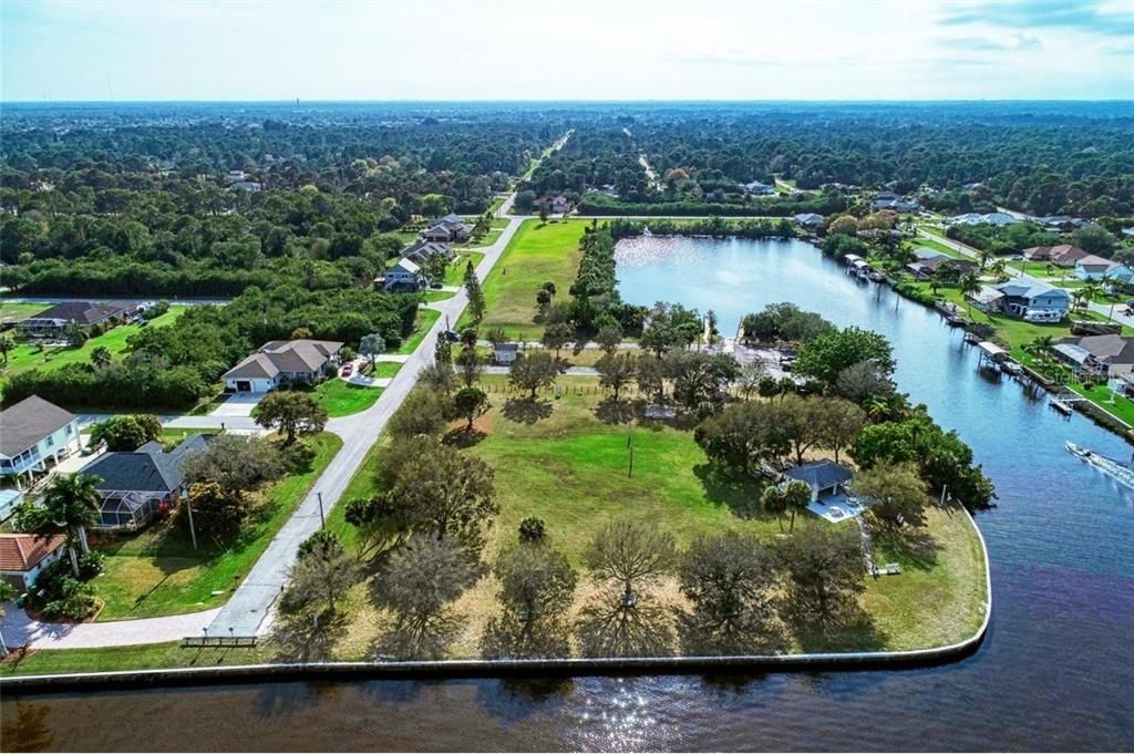 Activo con contrato: $12,500 (0.23 acres)