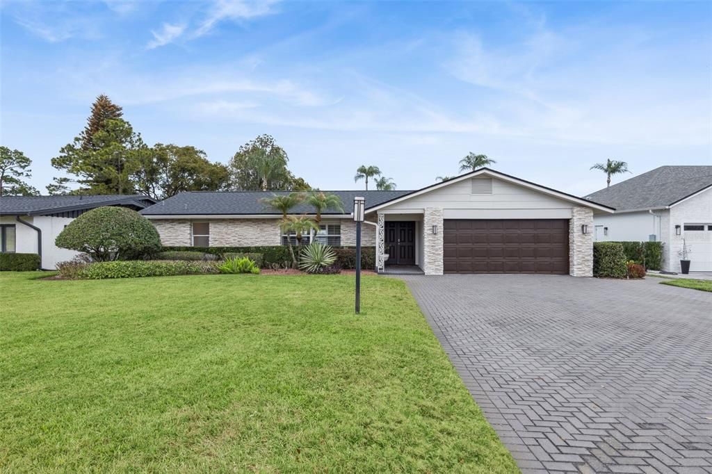 For Sale: $1,350,000 (4 beds, 2 baths, 2196 Square Feet)