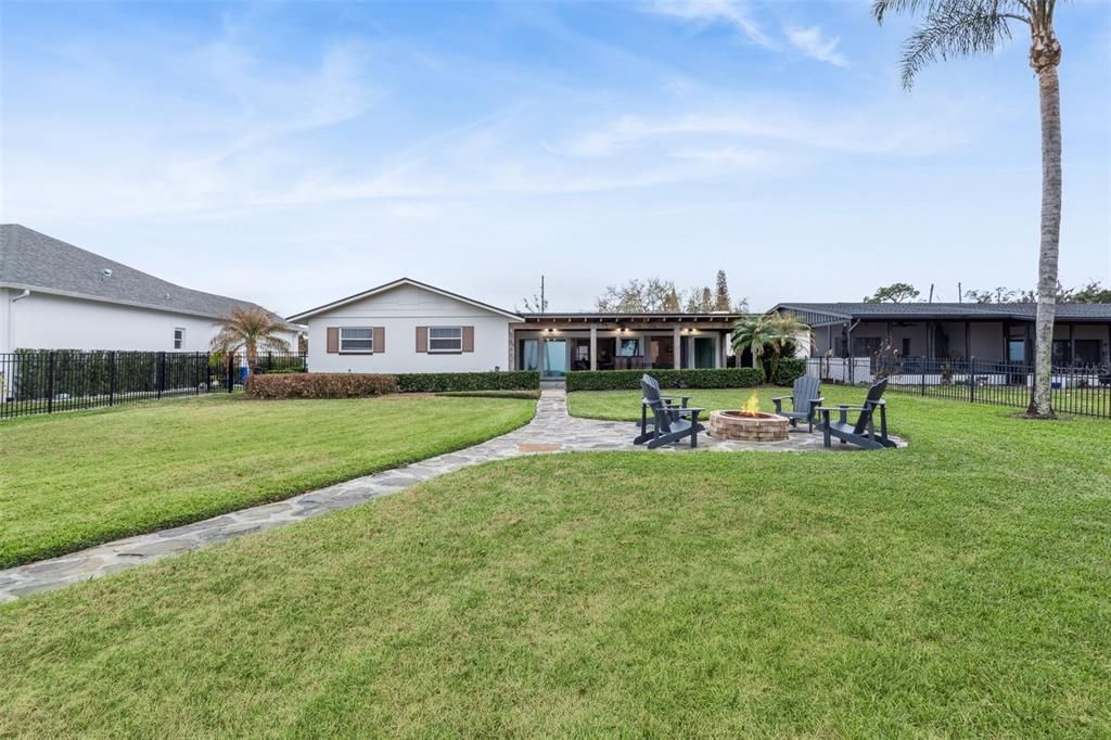 For Sale: $1,350,000 (4 beds, 2 baths, 2196 Square Feet)
