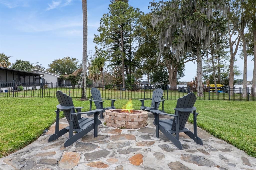 For Sale: $1,350,000 (4 beds, 2 baths, 2196 Square Feet)