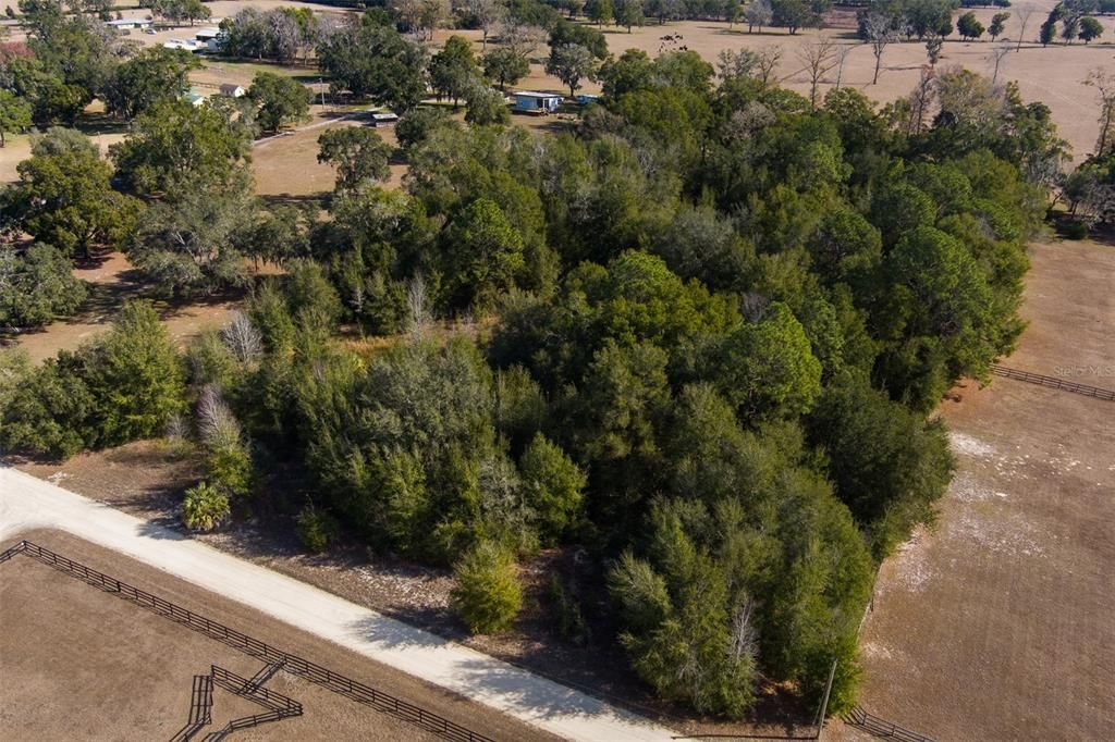 待售: $575,000 (5.00 acres)