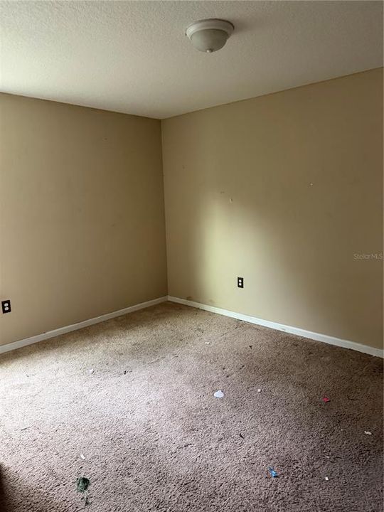 En Venta: $240,000 (3 camas, 2 baños, 1621 Pies cuadrados)