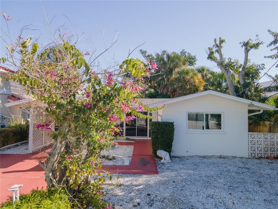 En Venta: $1,425,000 (2 camas, 2 baños, 1514 Pies cuadrados)