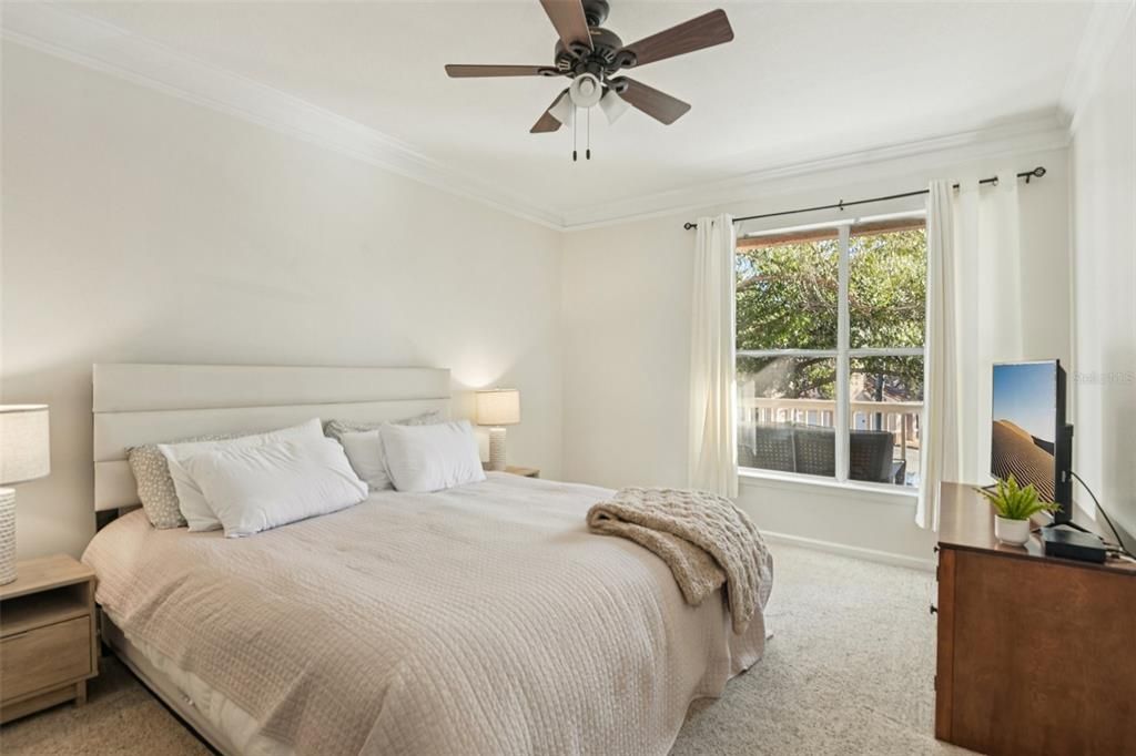 Active With Contract: $149,000 (2 beds, 2 baths, 1175 Square Feet)