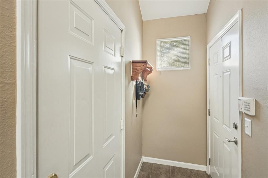Active With Contract: $149,000 (2 beds, 2 baths, 1175 Square Feet)