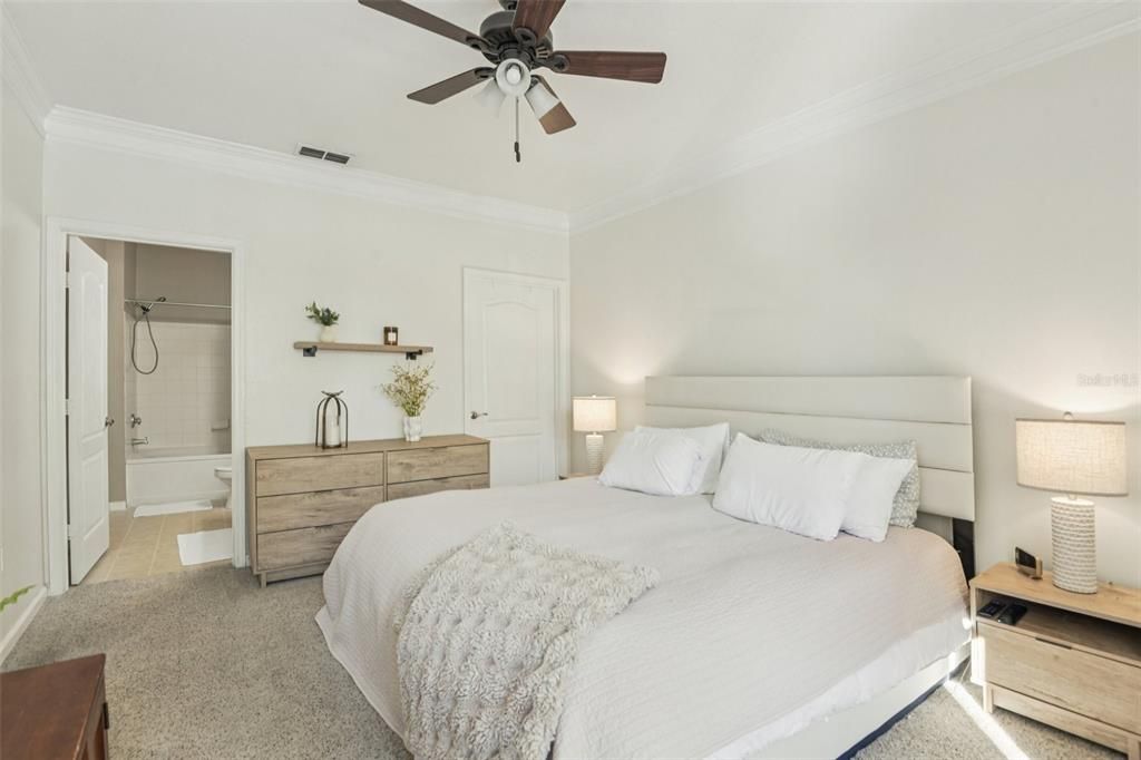 Active With Contract: $149,000 (2 beds, 2 baths, 1175 Square Feet)