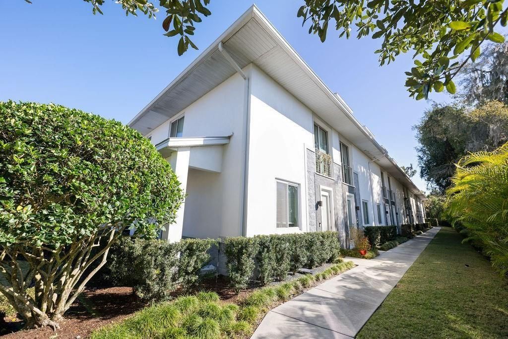 En Venta: $695,000 (4 camas, 3 baños, 2317 Pies cuadrados)