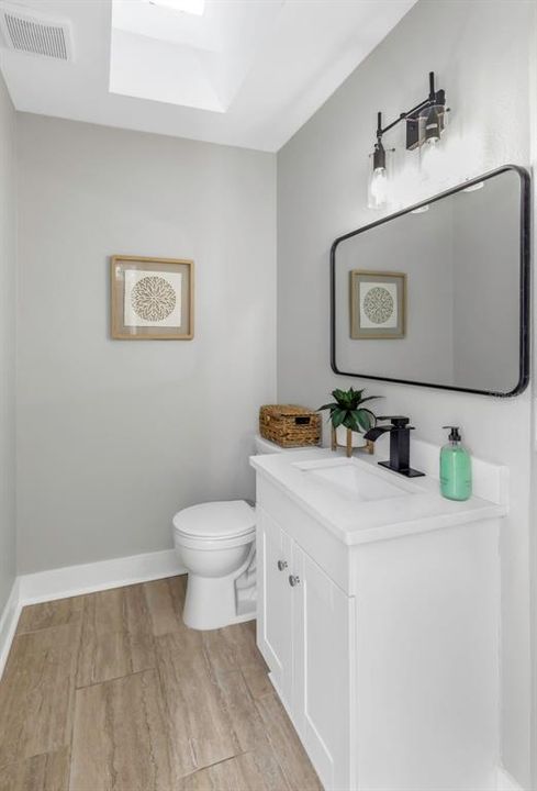 Active With Contract: $549,999 (3 beds, 3 baths, 2531 Square Feet)