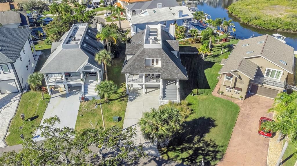 Active With Contract: $549,999 (3 beds, 3 baths, 2531 Square Feet)