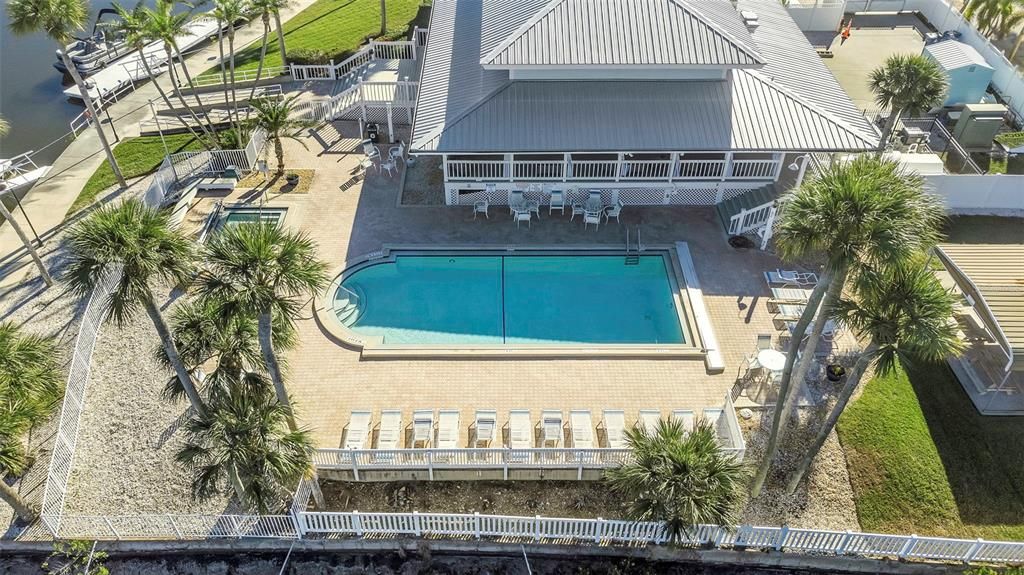 Active With Contract: $549,999 (3 beds, 3 baths, 2531 Square Feet)