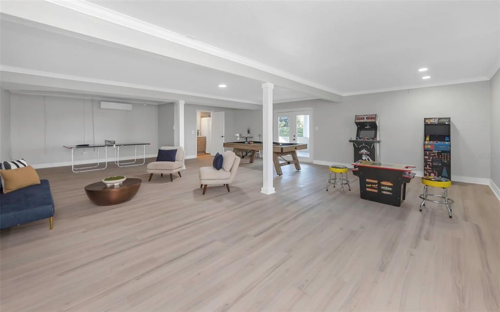 Active With Contract: $549,999 (3 beds, 3 baths, 2531 Square Feet)