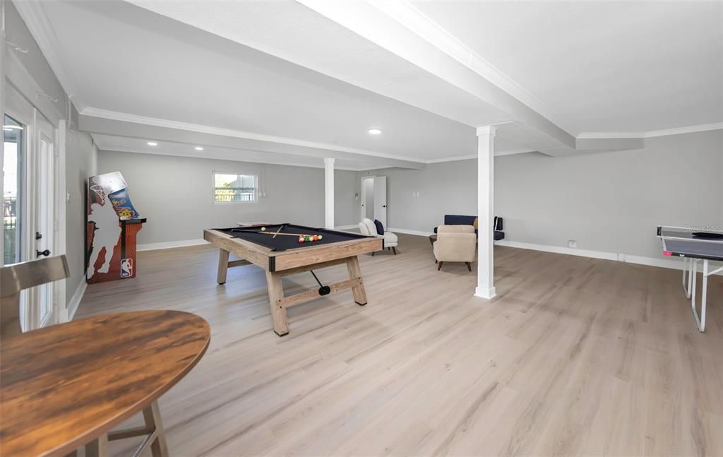 Active With Contract: $549,999 (3 beds, 3 baths, 2531 Square Feet)
