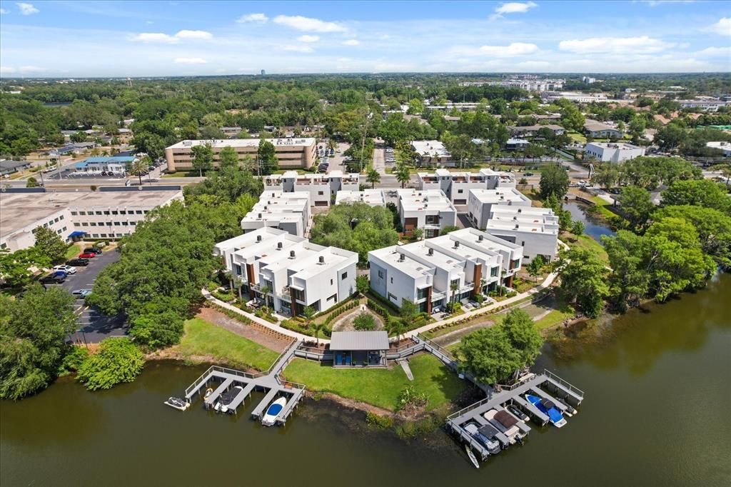 En Venta: $1,099,000 (3 camas, 3 baños, 2193 Pies cuadrados)