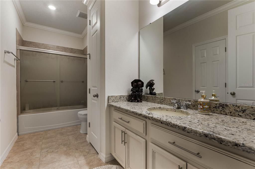 For Sale: $1,399,900 (7 beds, 5 baths, 5613 Square Feet)