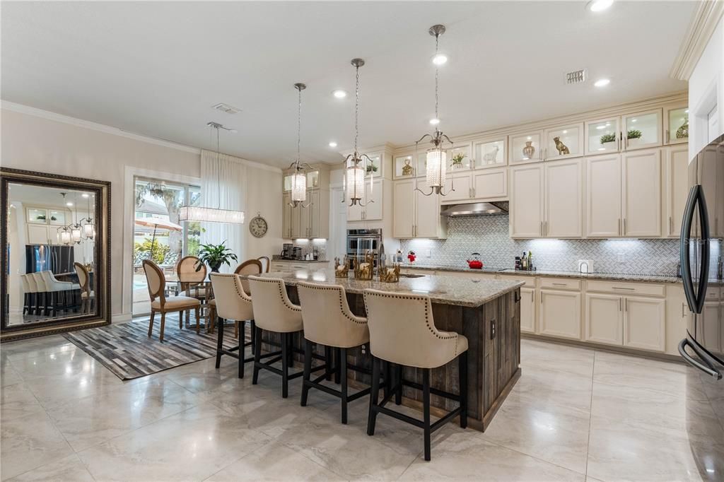 For Sale: $1,399,900 (7 beds, 5 baths, 5613 Square Feet)