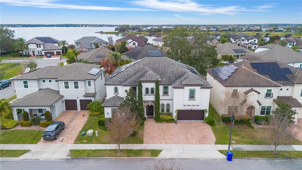 For Sale: $1,399,900 (7 beds, 5 baths, 5613 Square Feet)