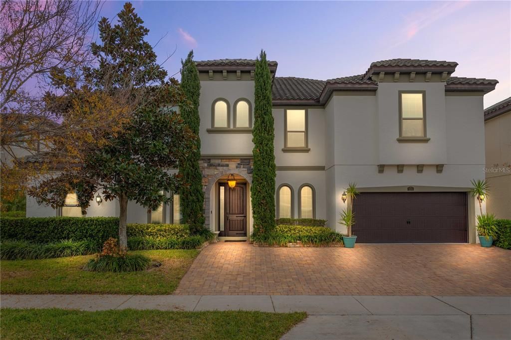 For Sale: $1,399,900 (7 beds, 5 baths, 5613 Square Feet)