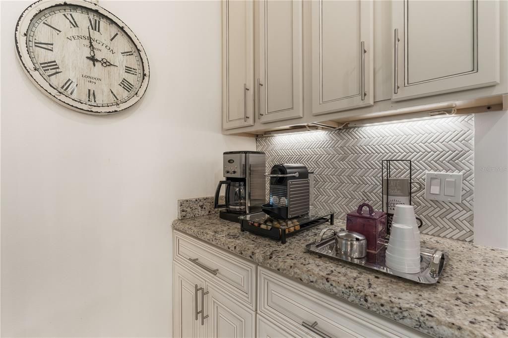 For Sale: $1,399,900 (7 beds, 5 baths, 5613 Square Feet)