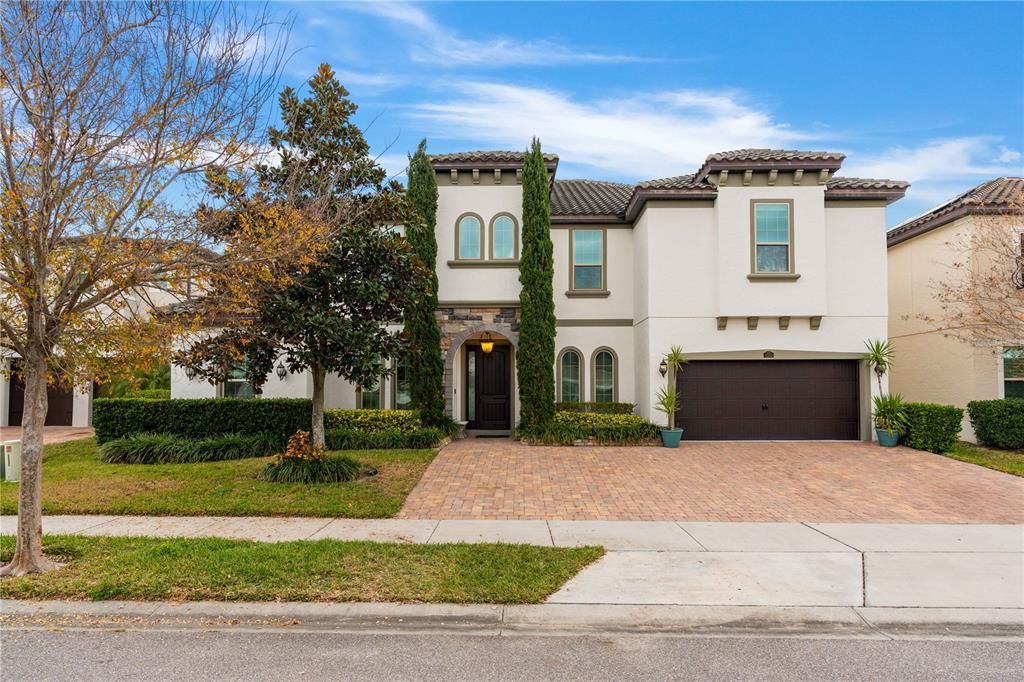 For Sale: $1,399,900 (7 beds, 5 baths, 5613 Square Feet)