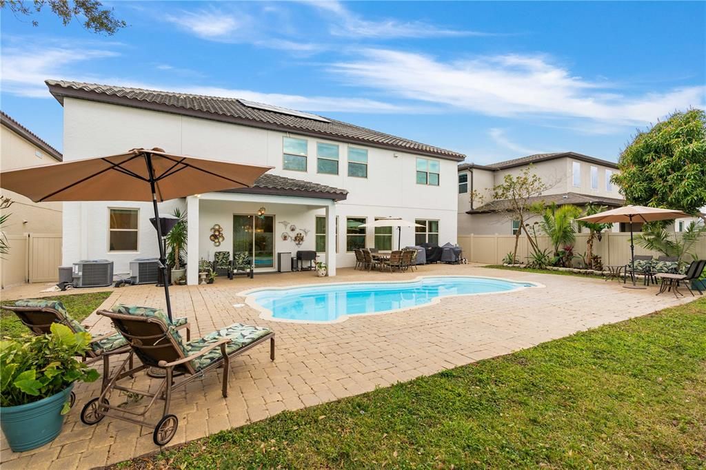 For Sale: $1,399,900 (7 beds, 5 baths, 5613 Square Feet)