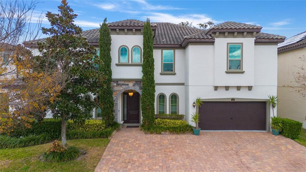For Sale: $1,399,900 (7 beds, 5 baths, 5613 Square Feet)