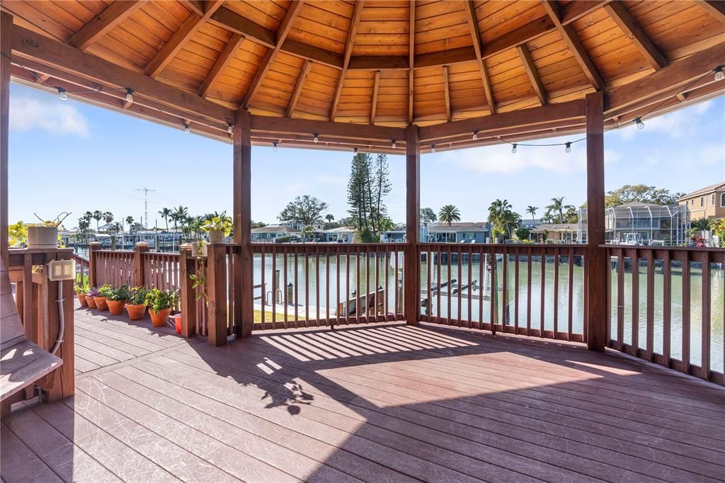 En Venta: $2,300,000 (5 camas, 4 baños, 4189 Pies cuadrados)