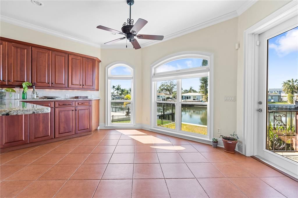 En Venta: $2,300,000 (5 camas, 4 baños, 4189 Pies cuadrados)