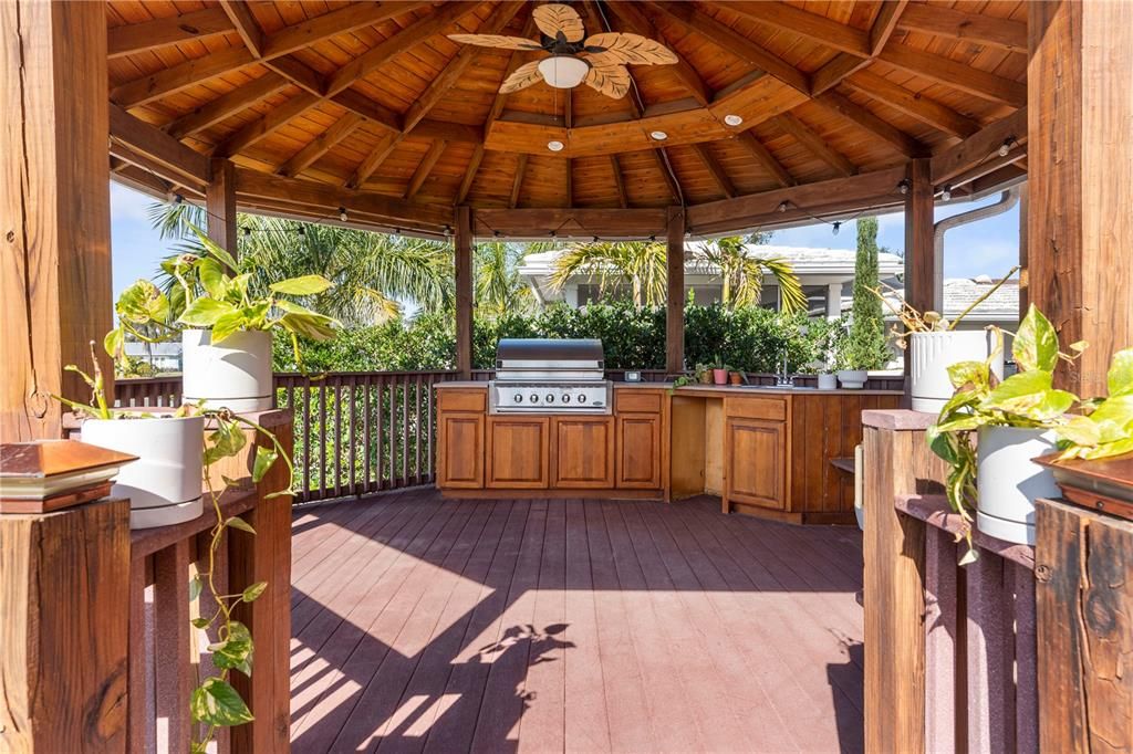 En Venta: $2,300,000 (5 camas, 4 baños, 4189 Pies cuadrados)