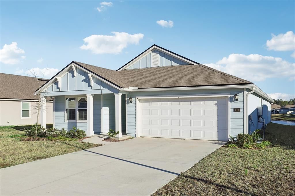 En Venta: $409,000 (4 camas, 2 baños, 1984 Pies cuadrados)