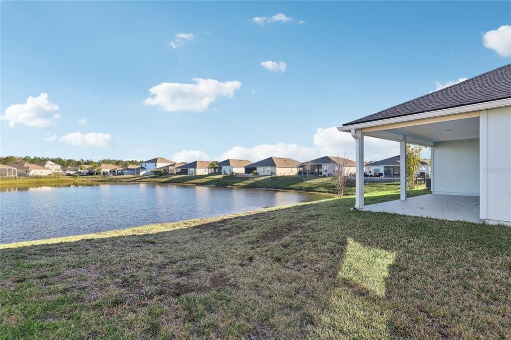 En Venta: $409,000 (4 camas, 2 baños, 1984 Pies cuadrados)