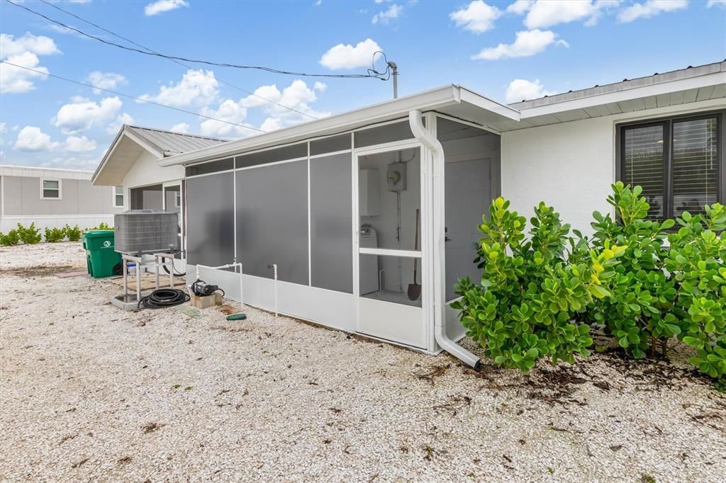 В аренду: $3,536 (2 спален, 2 ванн, 1325 Квадратных фут)