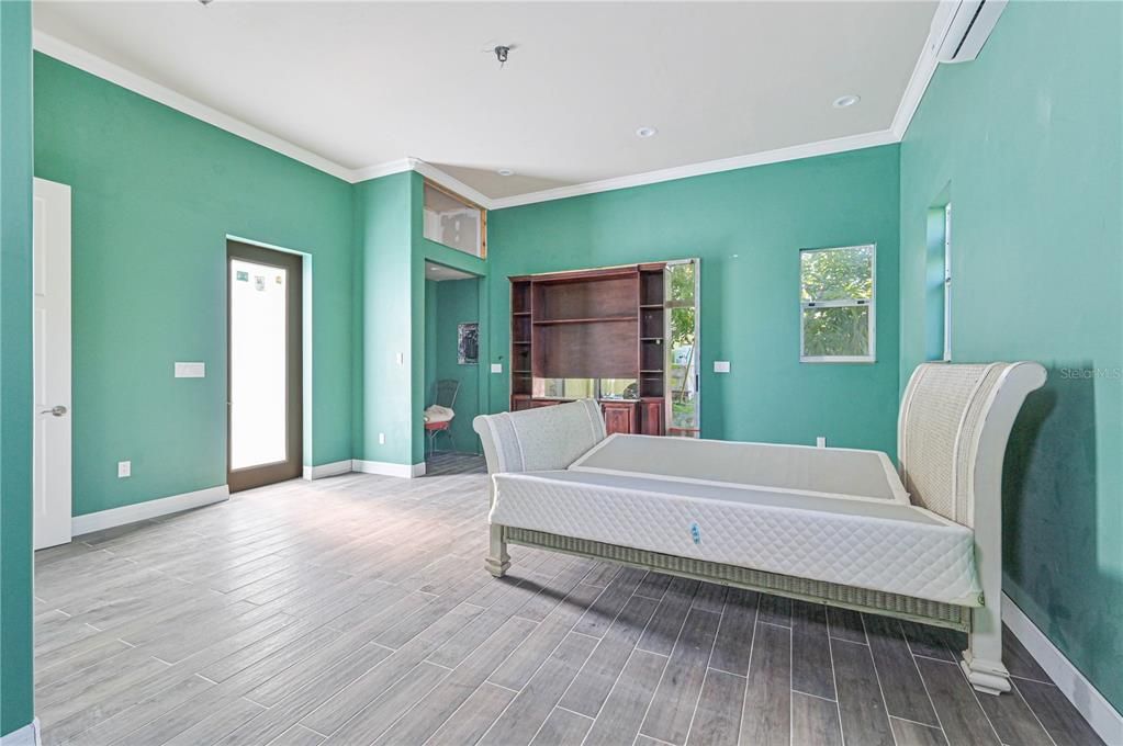 For Sale: $1,249,900 (6 beds, 5 baths, 5331 Square Feet)