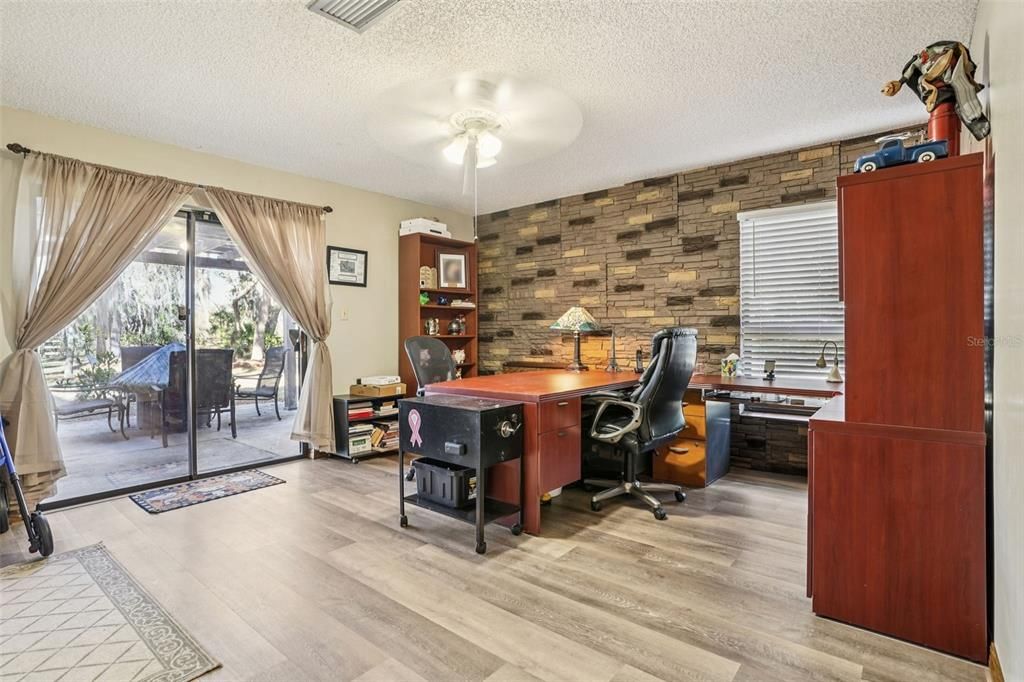 En Venta: $1,199,000 (5 camas, 4 baños, 5096 Pies cuadrados)