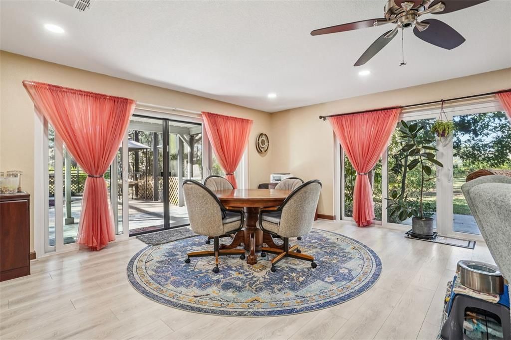 En Venta: $1,199,000 (5 camas, 4 baños, 5096 Pies cuadrados)