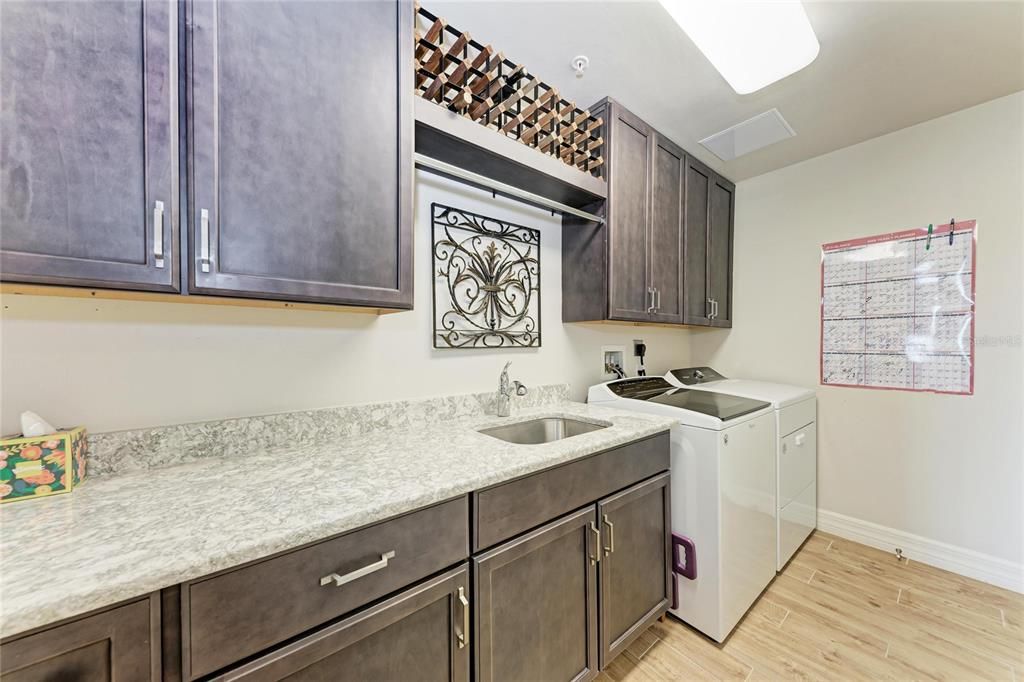 На продажу: $725,000 (3 спален, 2 ванн, 2168 Квадратных фут)