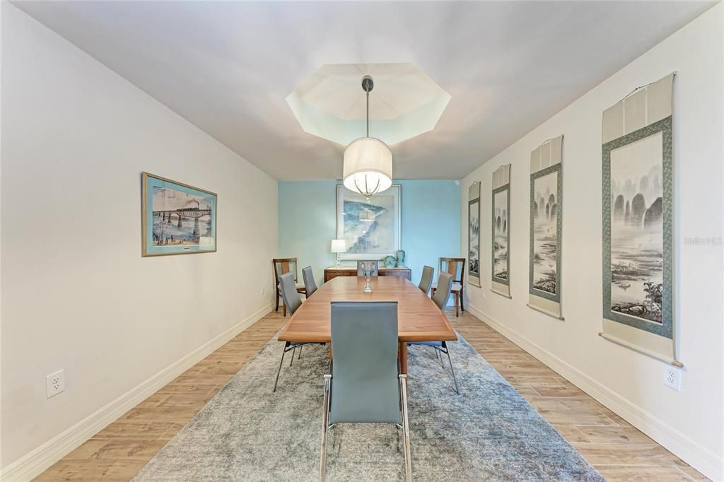 На продажу: $725,000 (3 спален, 2 ванн, 2168 Квадратных фут)