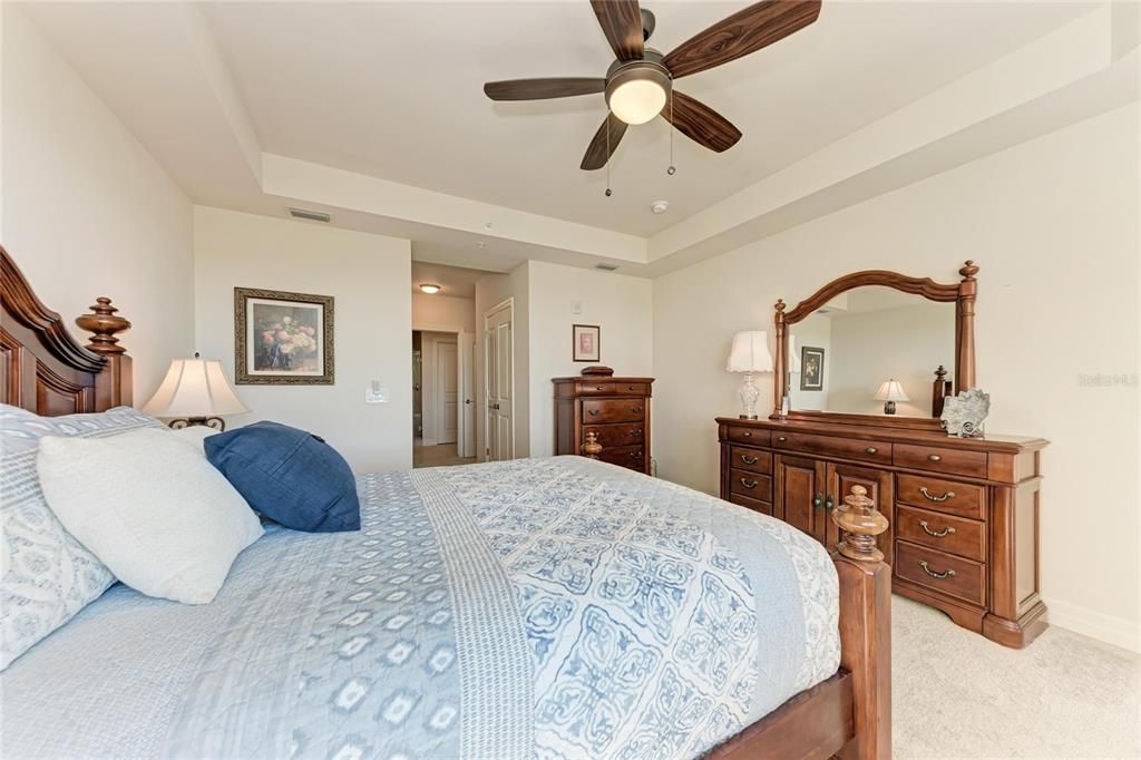 На продажу: $725,000 (3 спален, 2 ванн, 2168 Квадратных фут)