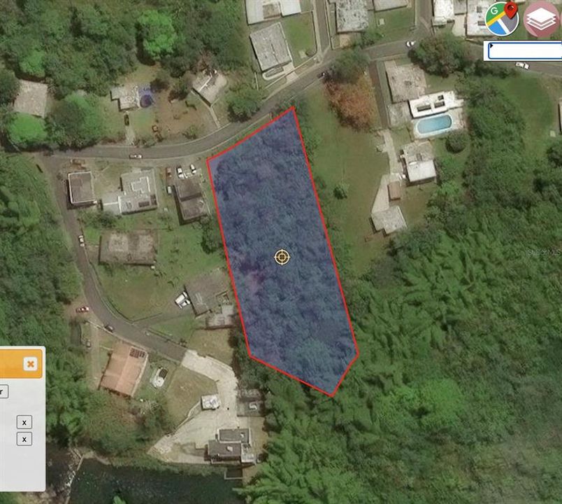 На продажу: $84,000 (0.94 acres)
