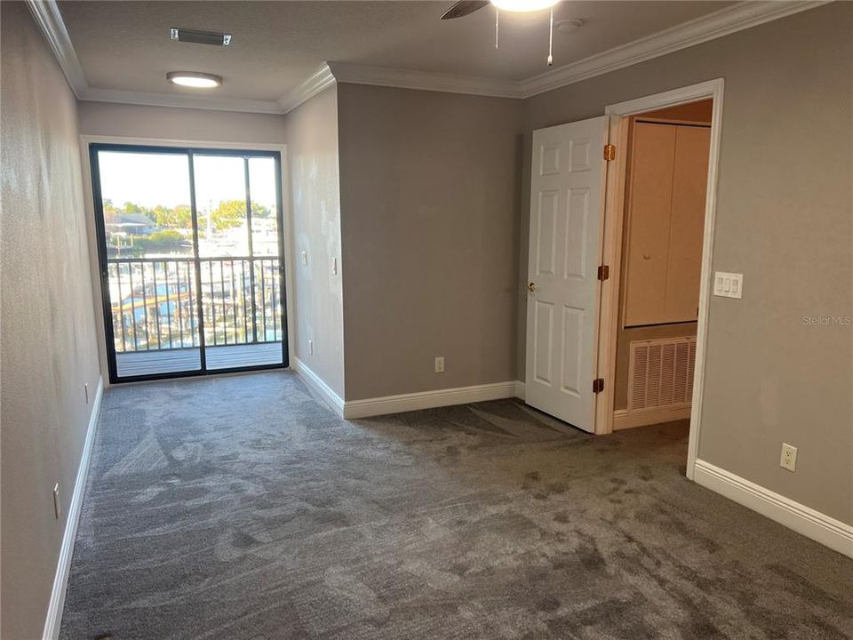 En Venta: $334,900 (3 camas, 2 baños, 1400 Pies cuadrados)