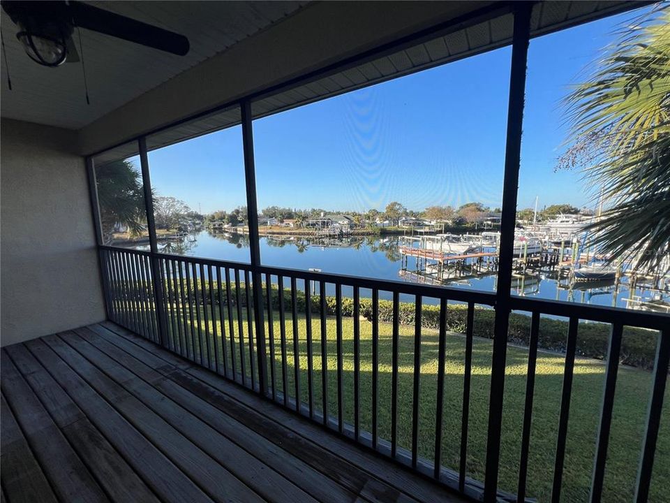 En Venta: $334,900 (3 camas, 2 baños, 1400 Pies cuadrados)