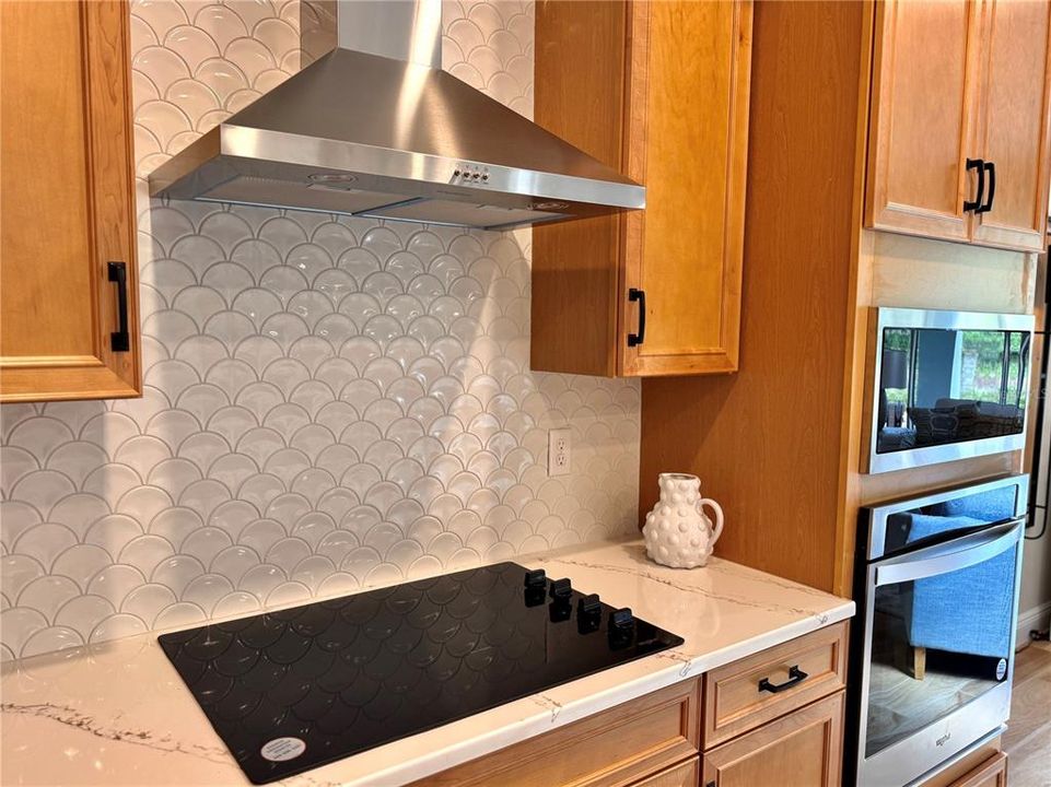 For Sale: $999,000 (4 beds, 2 baths, 2904 Square Feet)