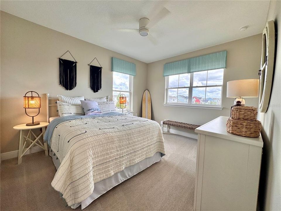 For Sale: $999,000 (4 beds, 2 baths, 2904 Square Feet)