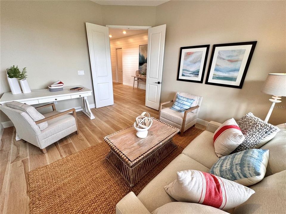 For Sale: $999,000 (4 beds, 2 baths, 2904 Square Feet)
