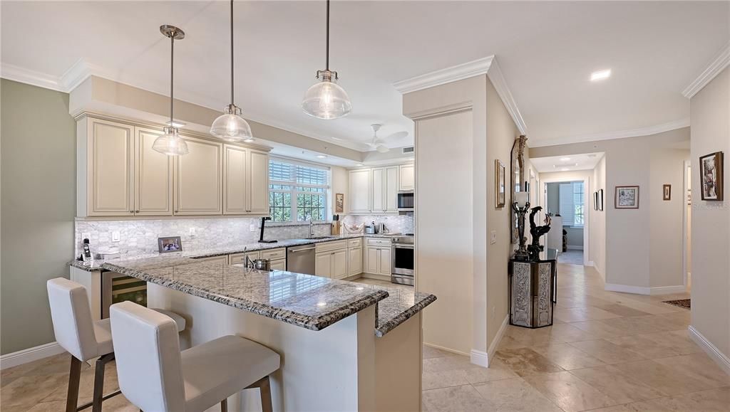 En Venta: $899,000 (3 camas, 2 baños, 2168 Pies cuadrados)