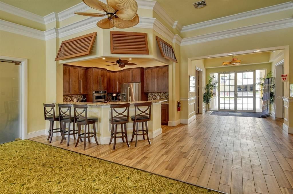 En Venta: $899,000 (3 camas, 2 baños, 2168 Pies cuadrados)