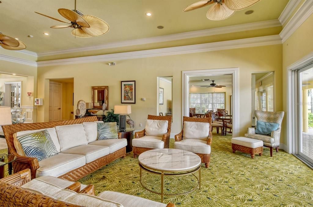 En Venta: $899,000 (3 camas, 2 baños, 2168 Pies cuadrados)