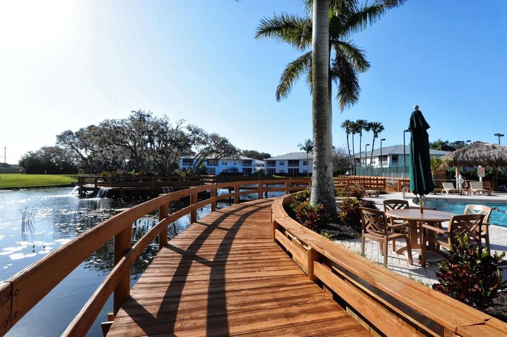 En Venta: $899,000 (3 camas, 2 baños, 2168 Pies cuadrados)